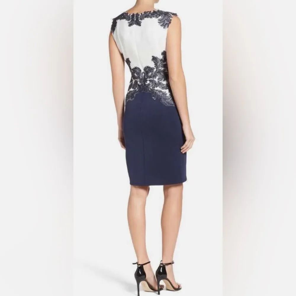 TADASHI SHOJI FEATHER APPLIQUÉ ROYAL NAVY/WHITE SHEATH DRESS size M - Picture 3 of 11